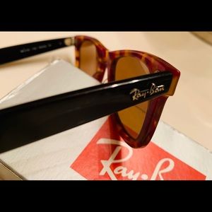 Authentic Ray-Ban Wayfarer RB2140